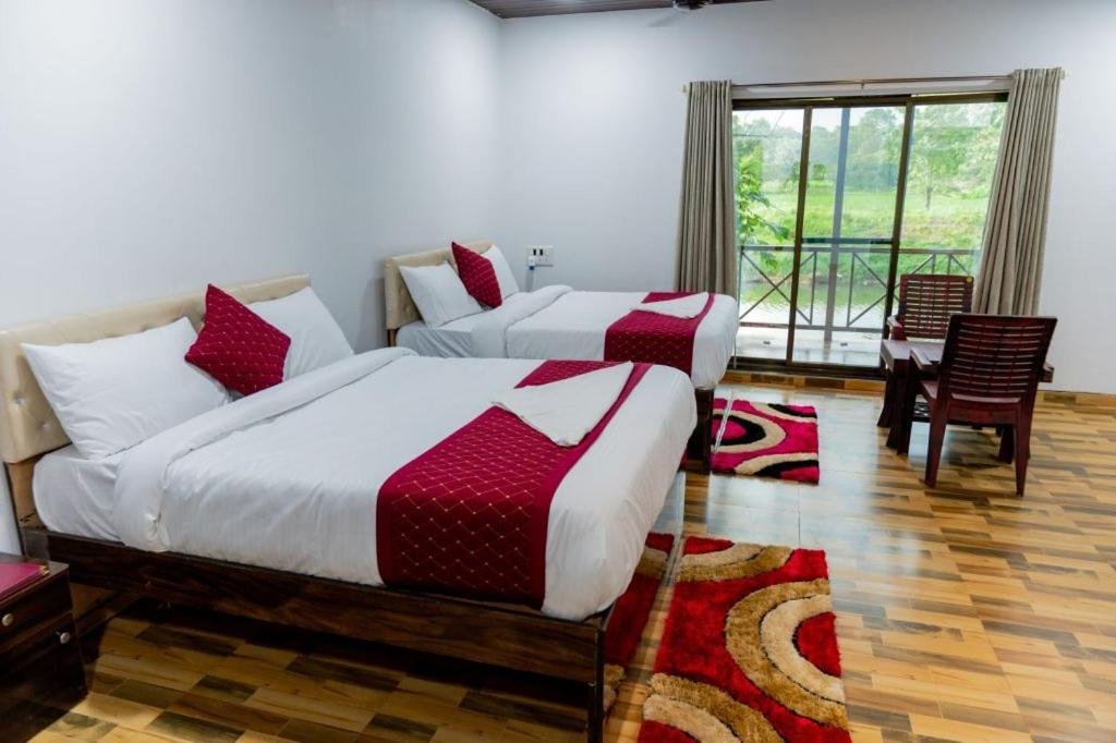 Mangozzz Magical World Hotell Panvel Exteriör bild